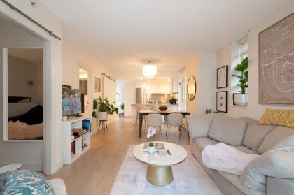 Photo 7 at 406 - 1133 Homer Street, Yaletown, Vancouver West