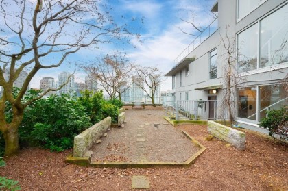 Photo 32 at 406 - 1133 Homer Street, Yaletown, Vancouver West