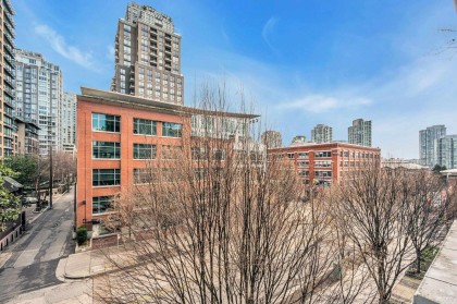 Photo 30 at 406 - 1133 Homer Street, Yaletown, Vancouver West