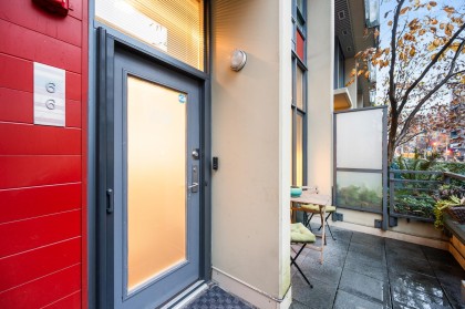 Photo 5 at 66 W 1st Avenue, False Creek, Vancouver West