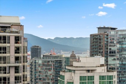 Photo 9 at 3008 - 909 Mainland Street, Yaletown, Vancouver West