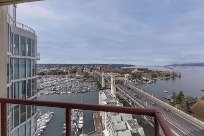 Photo 2 at 2005 - 1000 Beach Avenue, Yaletown, Vancouver West