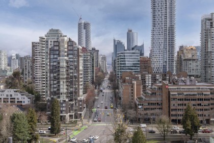 Photo 10 at 2005 - 1000 Beach Avenue, Yaletown, Vancouver West