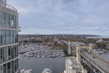 Photo 4 at 2005 - 1000 Beach Avenue, Yaletown, Vancouver West