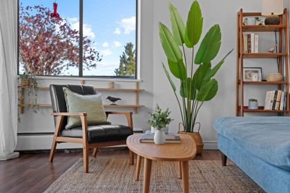 Photo 8 at 305 - 2330 Maple Street, Kitsilano, Vancouver West