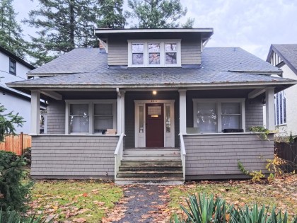 Photo 1 at 5570 Balaclava Street, Kerrisdale, Vancouver West