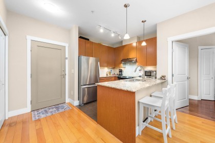 Photo 15 at 202 - 6268 Eagles Drive, University VW, Vancouver West