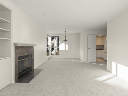 Photo 9 at 202 - 1551 Mariner Walk, False Creek, Vancouver West