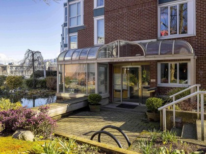 Photo 35 at 202 - 1551 Mariner Walk, False Creek, Vancouver West