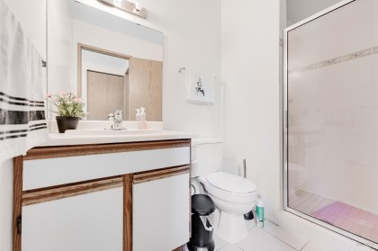 Photo 5 at 8607 Selkirk Street, Marpole, Vancouver West