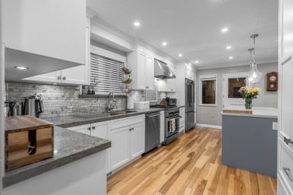 Photo 13 at 526 Newdale Place, Cedardale, West Vancouver