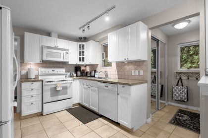 Photo 26 at 526 Newdale Place, Cedardale, West Vancouver