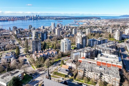 Photo 6 at 160 E 10th Street, Central Lonsdale, North Vancouver