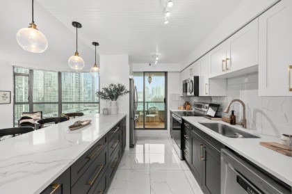 Photo 10 at 501 - 888 Hamilton Street, Downtown VW, Vancouver West