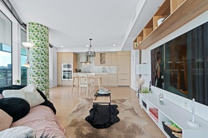 Photo 8 at 1284 - 87 Nelson Street, Yaletown, Vancouver West