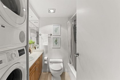 Photo 13 at 503 - 1995 Beach Avenue, West End VW, Vancouver West