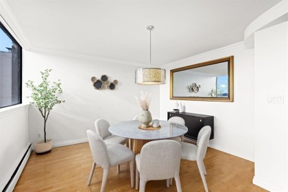 Photo 5 at 503 - 1995 Beach Avenue, West End VW, Vancouver West