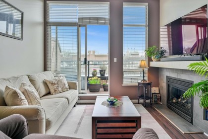 Photo 12 at 407 - 2175 Salal Drive, Kitsilano, Vancouver West