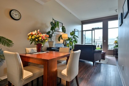 Photo 5 at 407 - 2175 Salal Drive, Kitsilano, Vancouver West