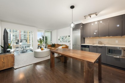 Photo 1 at 717 - 161 W Georgia Street, Downtown VW, Vancouver West