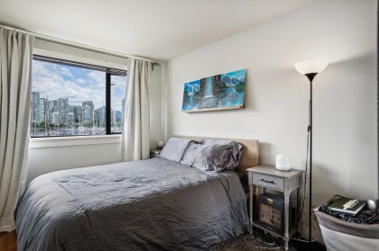 Photo 13 at 784 Millbank, False Creek, Vancouver West