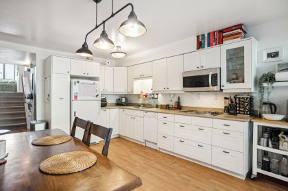 Photo 12 at 784 Millbank, False Creek, Vancouver West