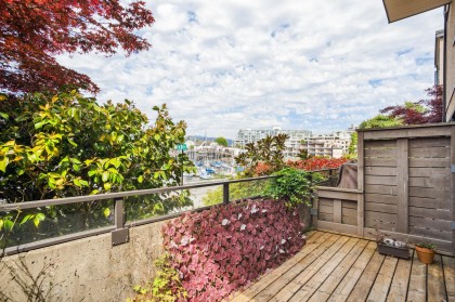 Photo 22 at 784 Millbank, False Creek, Vancouver West