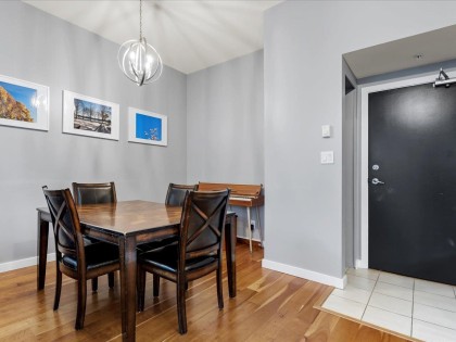 Photo 2 at 101 - 550 Pacific Street, Yaletown, Vancouver West