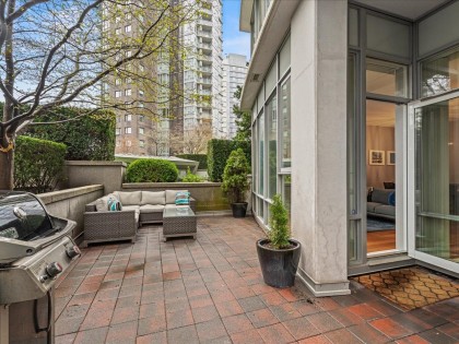 Photo 22 at 101 - 550 Pacific Street, Yaletown, Vancouver West