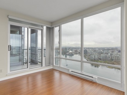 Photo 6 at 3805 - 1033 Marinaside Crescent, Yaletown, Vancouver West