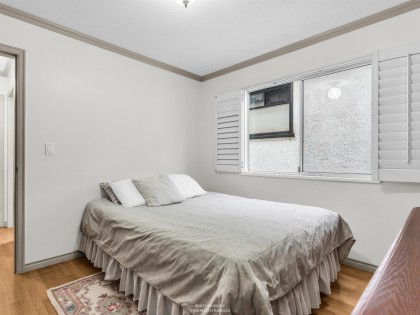 Photo 13 at 583 W 18th Avenue, Cambie, Vancouver West