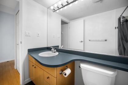 Photo 14 at 702 - 1008 Cambie Street, Yaletown, Vancouver West