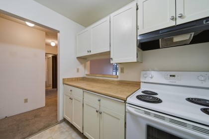 Photo 13 at 207 - 3663 W 16 Avenue, Point Grey, Vancouver West