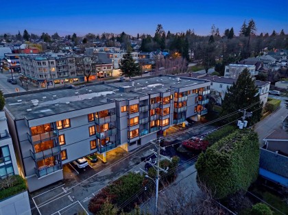 Photo 37 at 207 - 3663 W 16 Avenue, Point Grey, Vancouver West