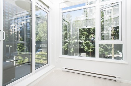 Photo 10 at 307 - 1001 Homer Street, Yaletown, Vancouver West