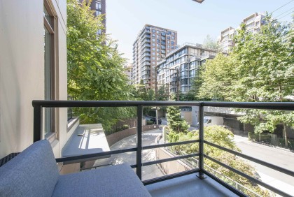 Photo 11 at 307 - 1001 Homer Street, Yaletown, Vancouver West