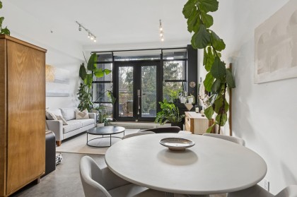 Photo 13 at 10 - 2156 W 12th Avenue, Kitsilano, Vancouver West