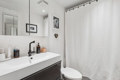 Photo 22 at 10 - 2156 W 12th Avenue, Kitsilano, Vancouver West