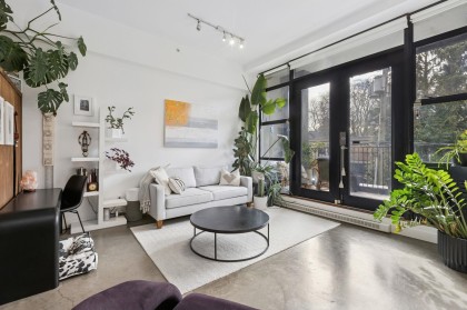 Photo 1 at 10 - 2156 W 12th Avenue, Kitsilano, Vancouver West