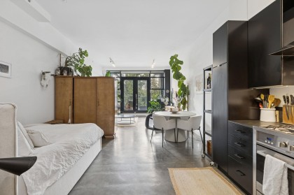 Photo 20 at 10 - 2156 W 12th Avenue, Kitsilano, Vancouver West