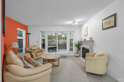 Photo 11 at 101 - 1924 Comox Street, West End VW, Vancouver West