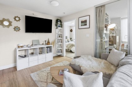 Photo 2 at 220 - 1783 Manitoba Street, False Creek, Vancouver West