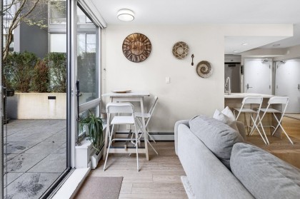 Photo 5 at 220 - 1783 Manitoba Street, False Creek, Vancouver West