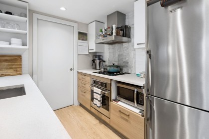 Photo 10 at 220 - 1783 Manitoba Street, False Creek, Vancouver West