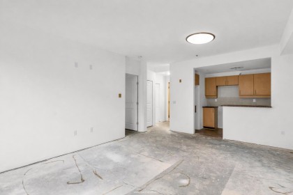 Photo 6 at 206 - 3151 Connaught Crescent, Edgemont, North Vancouver