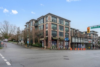 Photo 1 at 321 - 2515 Ontario Street, Mount Pleasant VW, Vancouver West