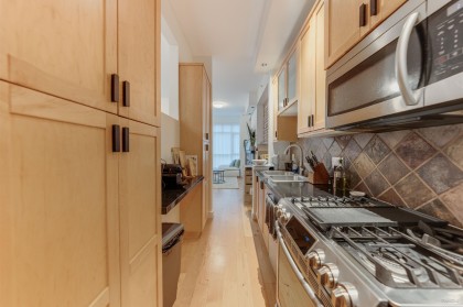 Photo 9 at 321 - 2515 Ontario Street, Mount Pleasant VW, Vancouver West