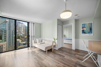 Photo 7 at 1001 - 1331 W Georgia Street, Coal Harbour, Vancouver West