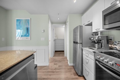 Photo 4 at 1001 - 1331 W Georgia Street, Coal Harbour, Vancouver West