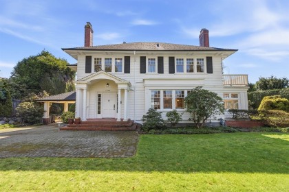 Photo 1 at 1570 W 36th Avenue, Shaughnessy, Vancouver West